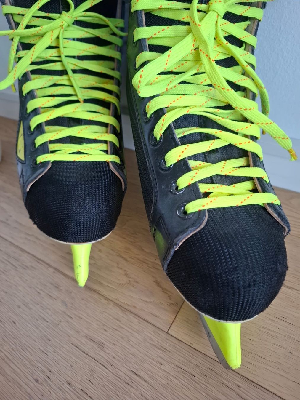Schlittschuhe: Graf 205 Professional Eishockeyschuhe , Gr. 9 – Gebraucht aus Massagno von Michaela.F 6