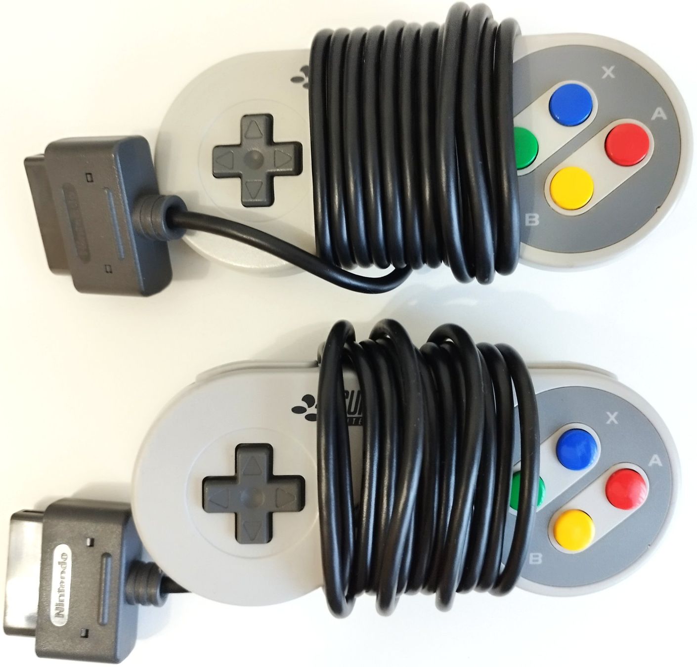 Nintendo Konsolen: Super Nintendo SNES PAL + 2 Original-Controller + HDMI-Adapt – Gebraucht aus Uster von Caicedo89 4