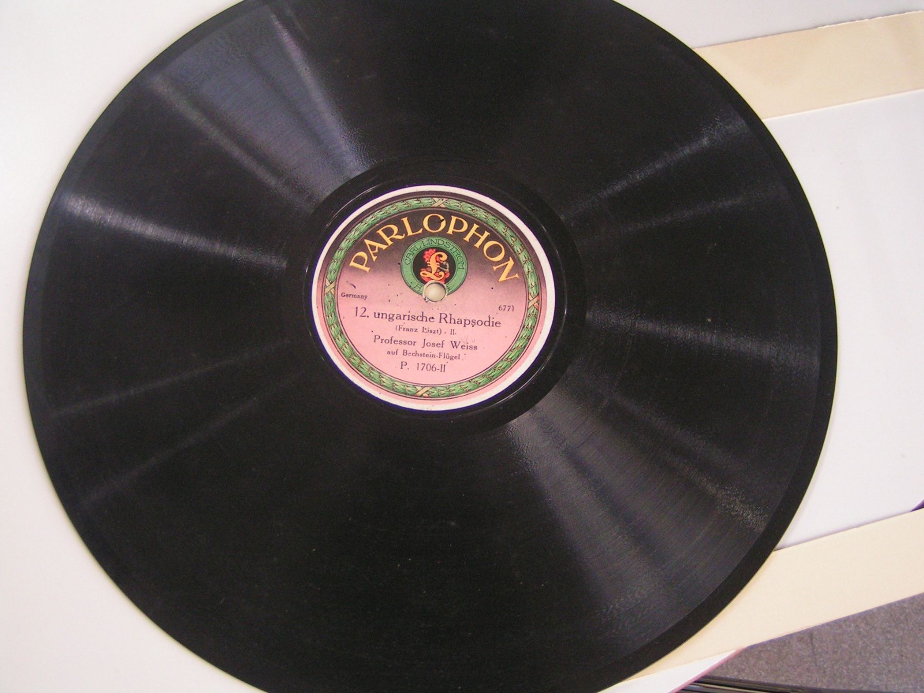 Dischi in vinile: DISQUES 78 TOURS – Usato da Lausanne venduto da Leag