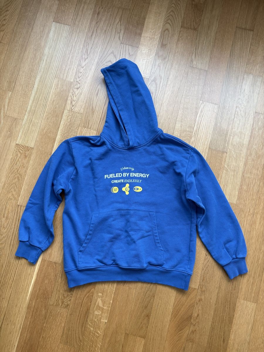 Zara Pulls et sweat-shirts: Kapuzenpullover Gr. 146 ZARA  – D'occasion à Winterthur par Baby117
