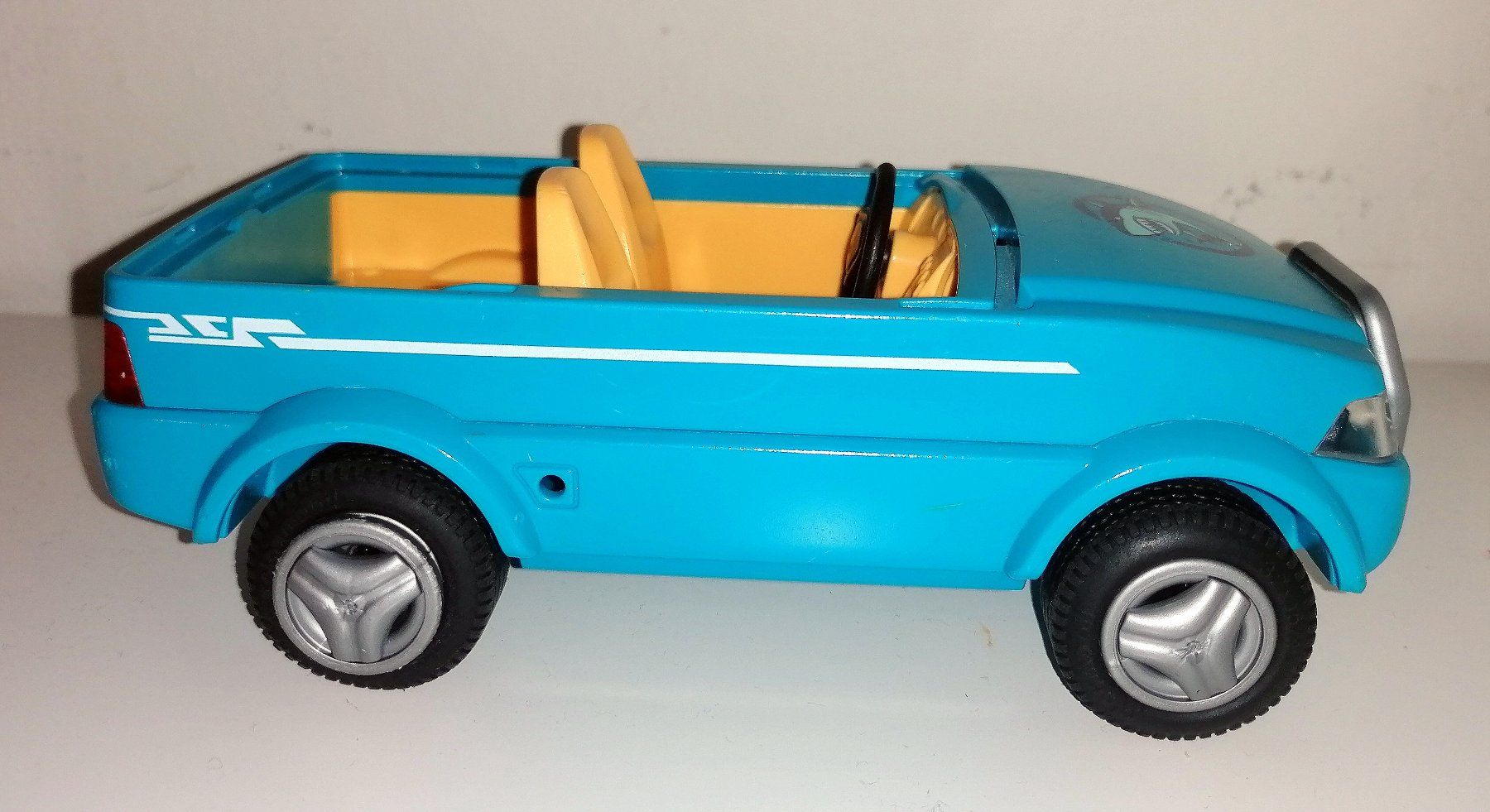 Playmobil Spielzeuge: Playmobil Auto mit Haifischmotiv – Defekt aus Brunnadern von -Amarilis- 3