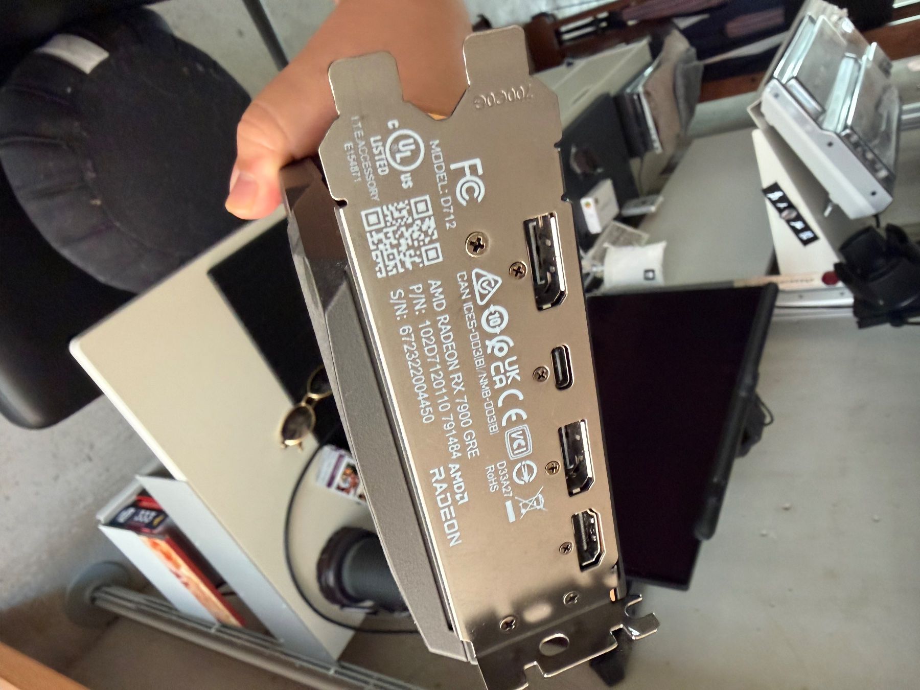 Amd Schede grafiche: Graphics Card AMD Radeon RX 7900 GRE used condition – Usato da Basel venduto da jor_8dh5 1