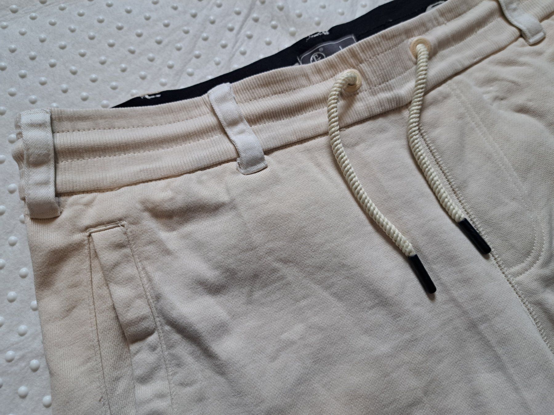 Hosen: Tom Tompson Shorts Grösse L beige - Top! – Gebraucht aus Oberlunkhofen von dreihaselnuesse 1