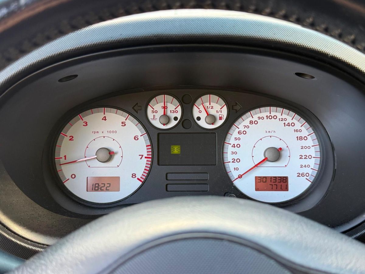 Seat Automobili: Seat Leon 20VT – Usato da Wetzikon ZH venduto da HD2004 7