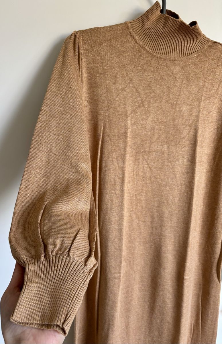 Vestiti: Winter turtle Neck Dress Brown Size L – Usato da Zürich venduto da cha_jz8q 2