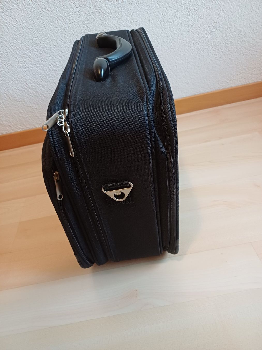 Valigie: Handgepäck schwarz NEU – Nuovo e nell'imballaggio originale da Rafz venduto da hofgut 6