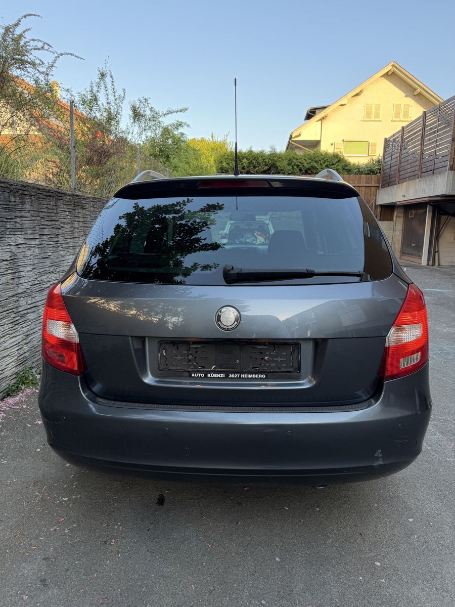 Skoda Automobili: Skoda Fabia Combi – Usato da Thun venduto da illysh 3