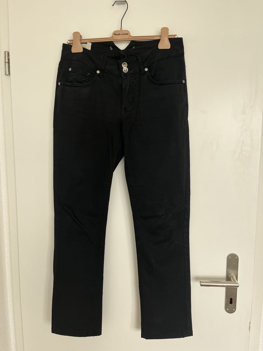 Liu Jo Pantaloni: Black trousers Liu-jo – Usato da Bern venduto da val_kw6s