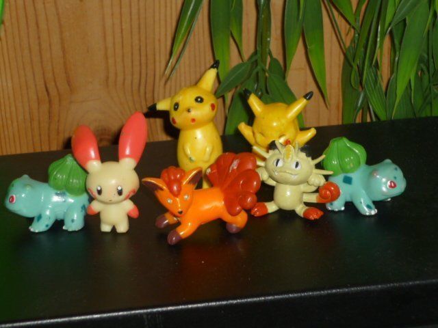 Pokémon Figurines: POKÈMON 5 STK.+  2 GRATIS DEFEKT – D'occasion à St.Gallen par Anso 1