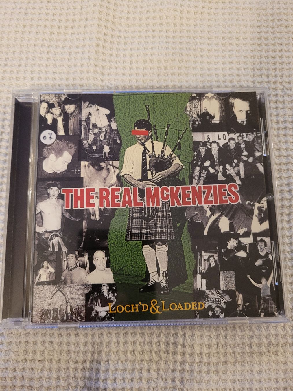 CD: Audio-CD; The Real McKenzies: Loch'd & Loaded – Usato da Aarberg venduto da galli-thomas