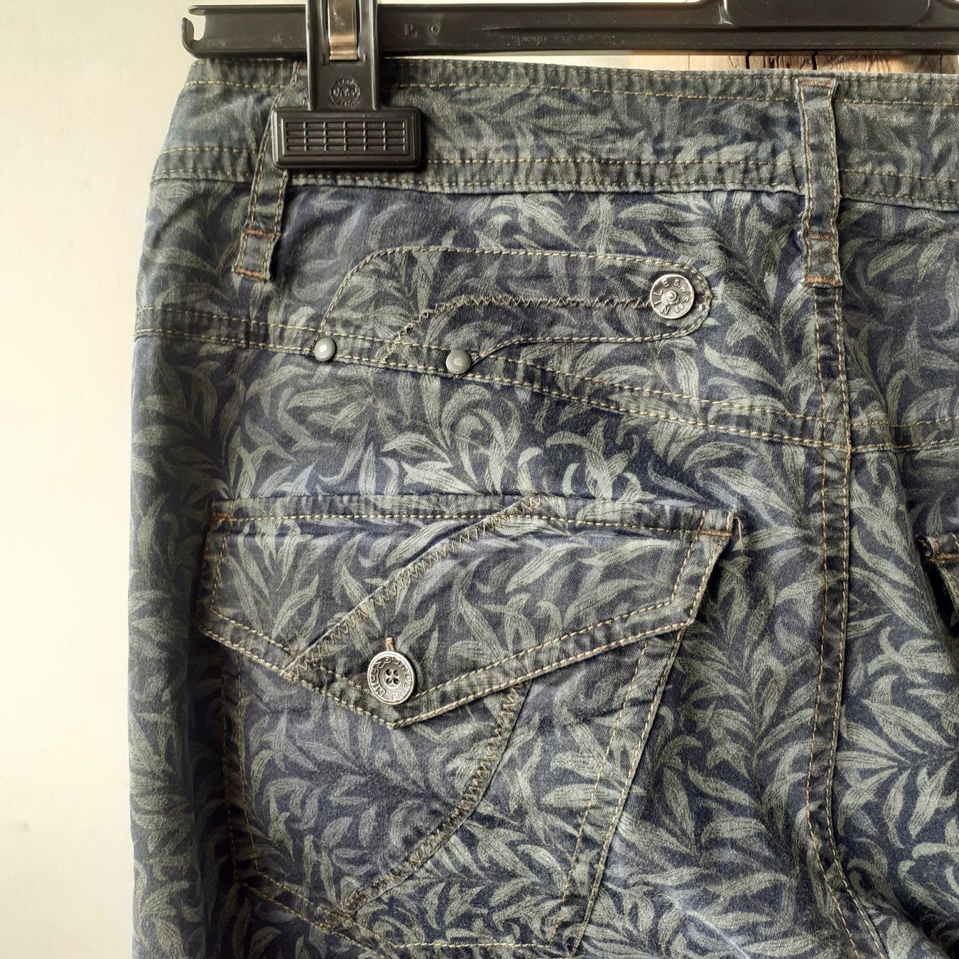 Nile Hosen: Nile 7/8 Sommerhose, S+ – Gebraucht aus Bern von Solarsystem 6