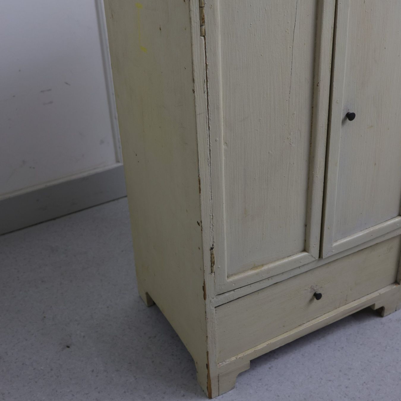 Commodes: Kleine Kommode – D'occasion à Volketswil par brockipfannenstil 8