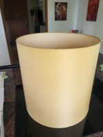 Lampenschirm gelb/beige runde Form sehr guter Zustand
