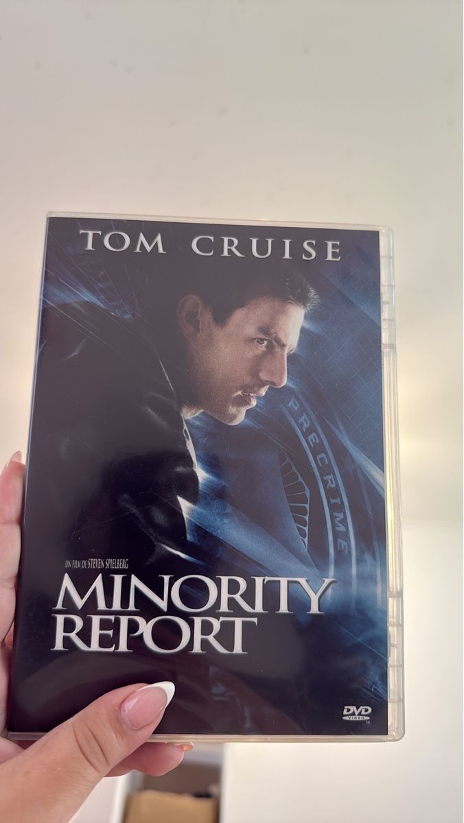 Tous les DVDs: Minority Report DVD bon état – D'occasion à St-Imier par lea_m785