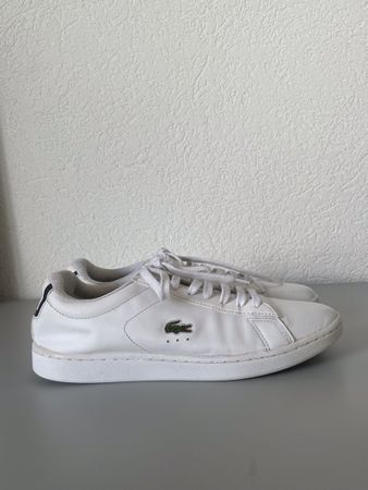 Baskets Lacoste Carnaby blanches, taille 38