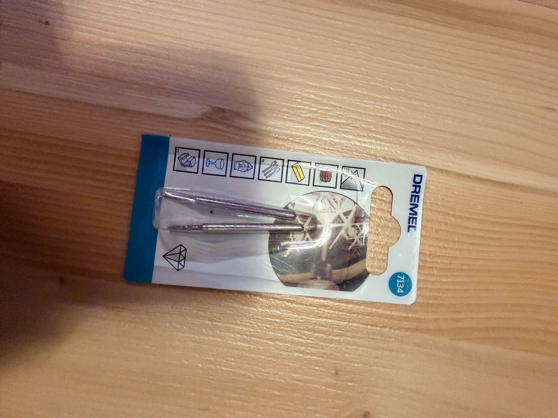 Dremel Tutti gli attrezzi: Dremel 7134 Diamantfräser 2,0mm – Usato da Amriswil venduto da Trivet