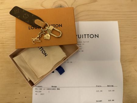 Louis Vuitton Cherished Monogram Anhänger Schlüsselanhänger