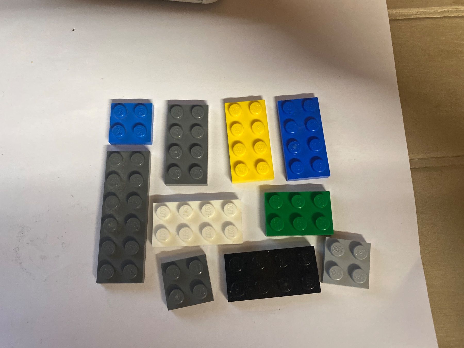 Lego Kit di costruzioni: Lot de briques LEGO colorées diverses tailles – Usato da Le Brassus venduto da cinema13