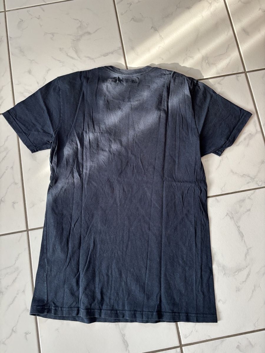 T-shirt: Maglietta  – Nuovo (secondo la descrizione) da Schwyz venduto da Francesca54 2