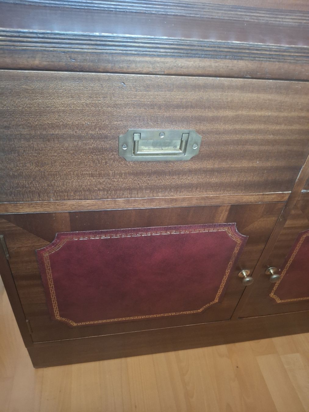 Schränke: Schrank – Gebraucht aus Salavaux von oski06 2