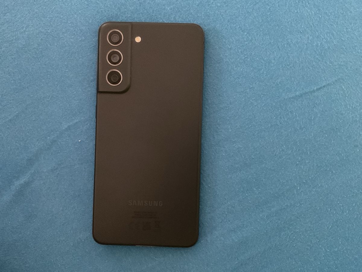 Samsung Telefoni cellulari / Smartphones: Samsung Galaxy s21 FE 5G – Usato da Seedorf BE venduto da Tmatrix 1