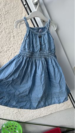 Kleid Jeansstoff Grösse 110 cm guter Zustand
