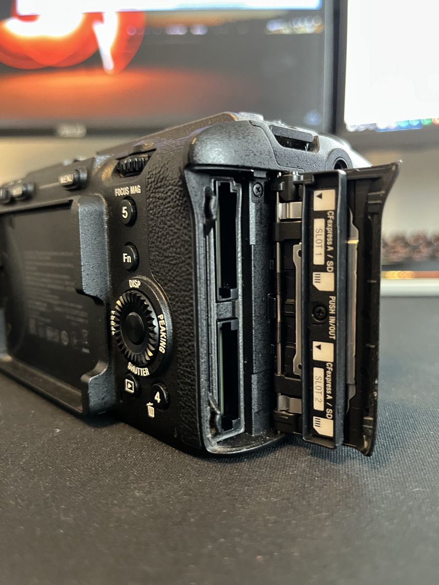 Sony Camcorder: Sony FX30 Cinema Line Camera mit Cage – Gebraucht aus Zürich von VeryOdd 4