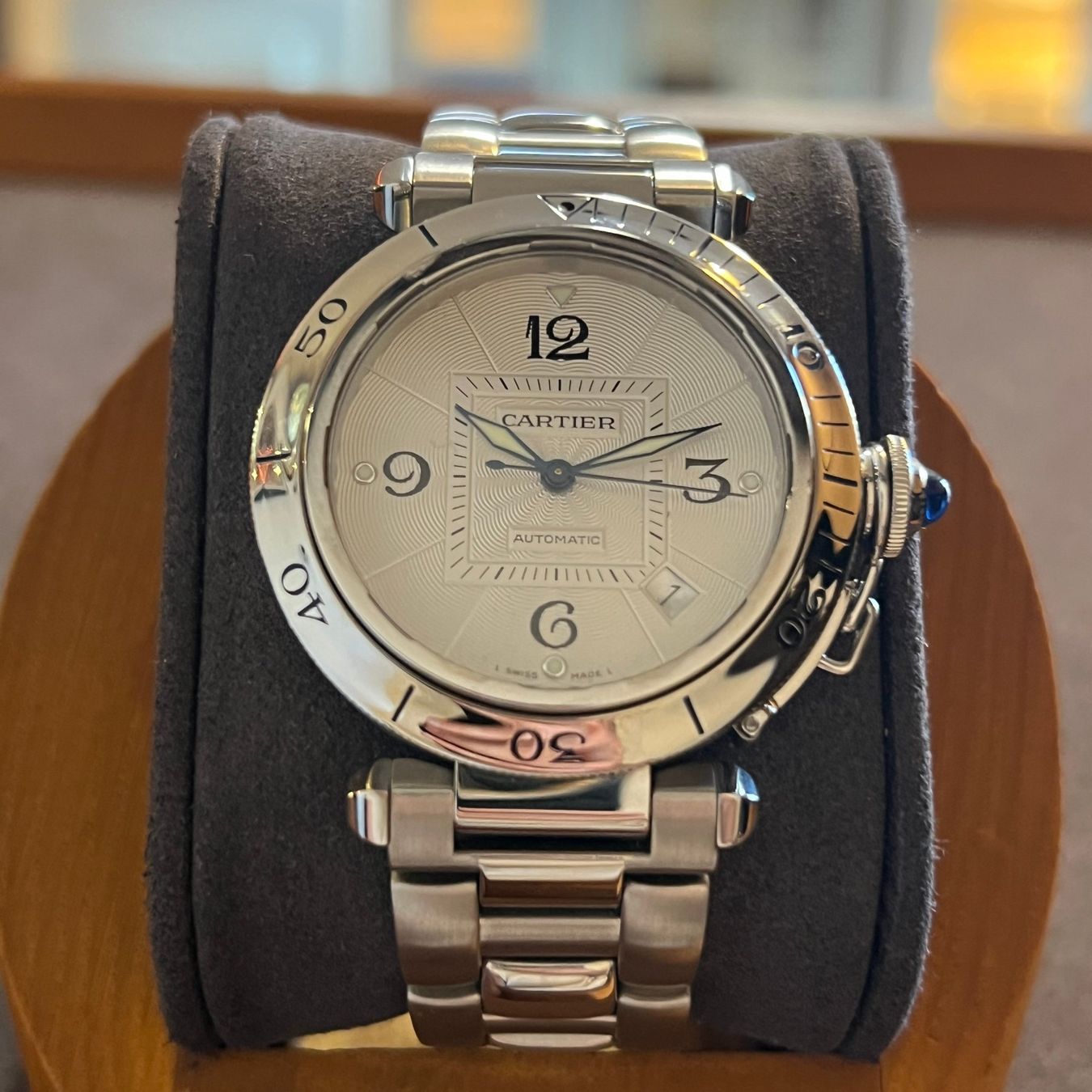 Cartier Montres: Cartier Pasha Automatic 38mm Silver Dial W31059H3 – D'occasion à Carouge GE par Watchaser