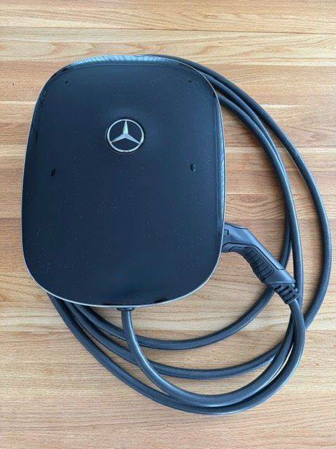 Caricabatterie: Mercedes-Benz Wallbox – Usato da Meisterschwanden venduto da elm_fk5s