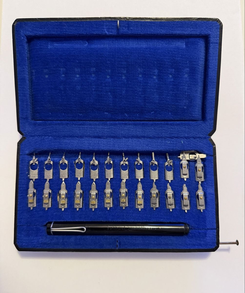 Pelikan Penna & Evidenziatori: Pelikan Graphos Federhalter Set, – Usato da Oetwil an der Limmat venduto da TOP15 1