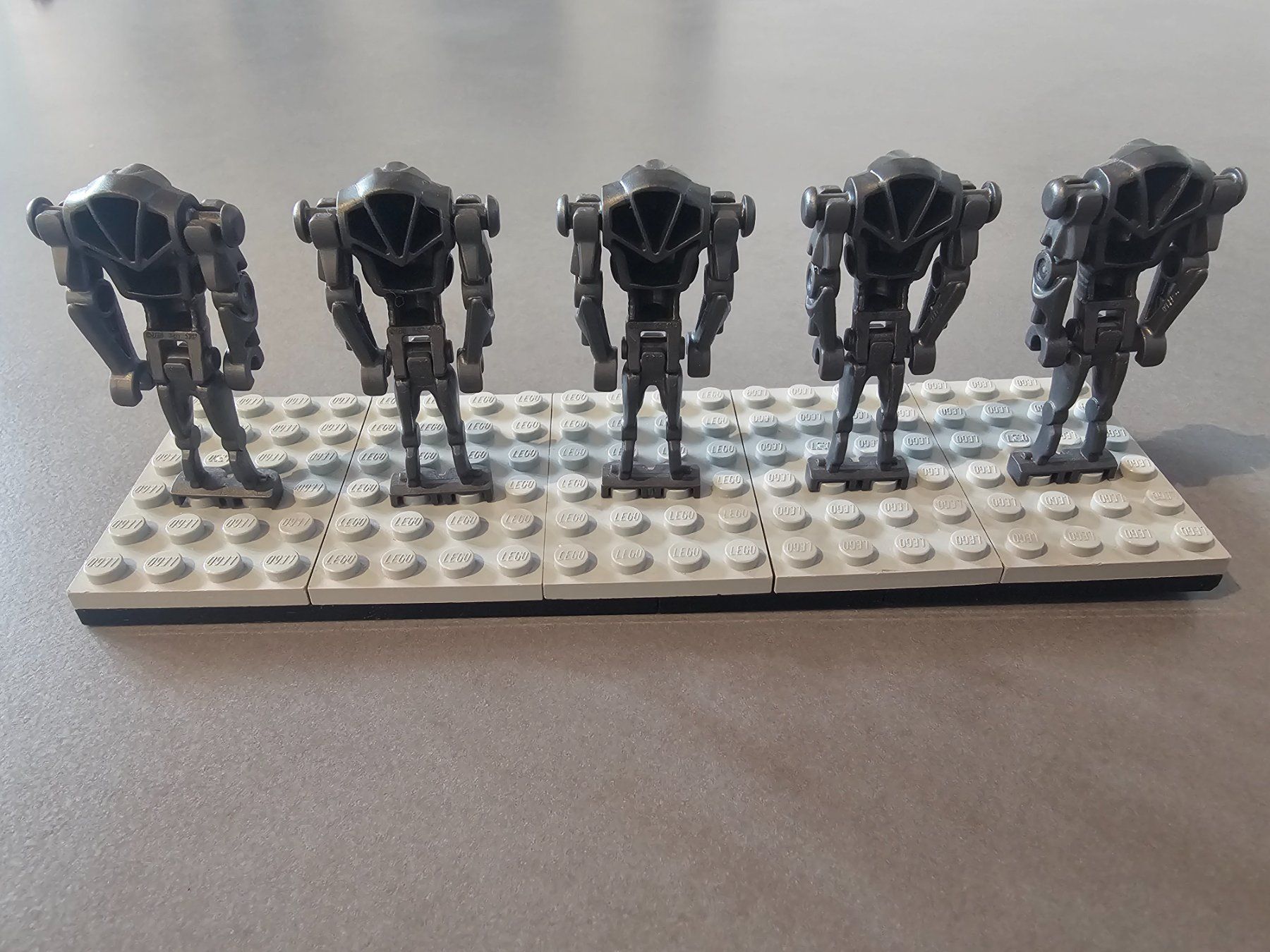 Lego Jeux de construction: LEGO Star Wars 5x Super Battle Droid – Neuf (Voir description) à Läufelfingen par struuub92 1