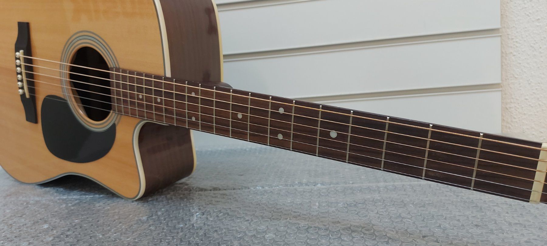 Sigma Strumenti musicali: Sigma DRC-28E Electro Akustik-Gitarre, neuwertig – Nuovo (secondo la descrizione) da Glattbrugg venduto da Swissmusik 2