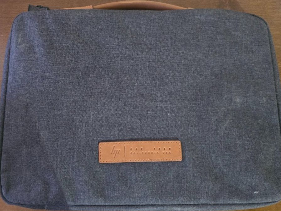 Sacs: HP Laptop Tasche Anthrazit mit weichen Interieur+RFID Schutz – D'occasion à Birmensdorf ZH par delta14