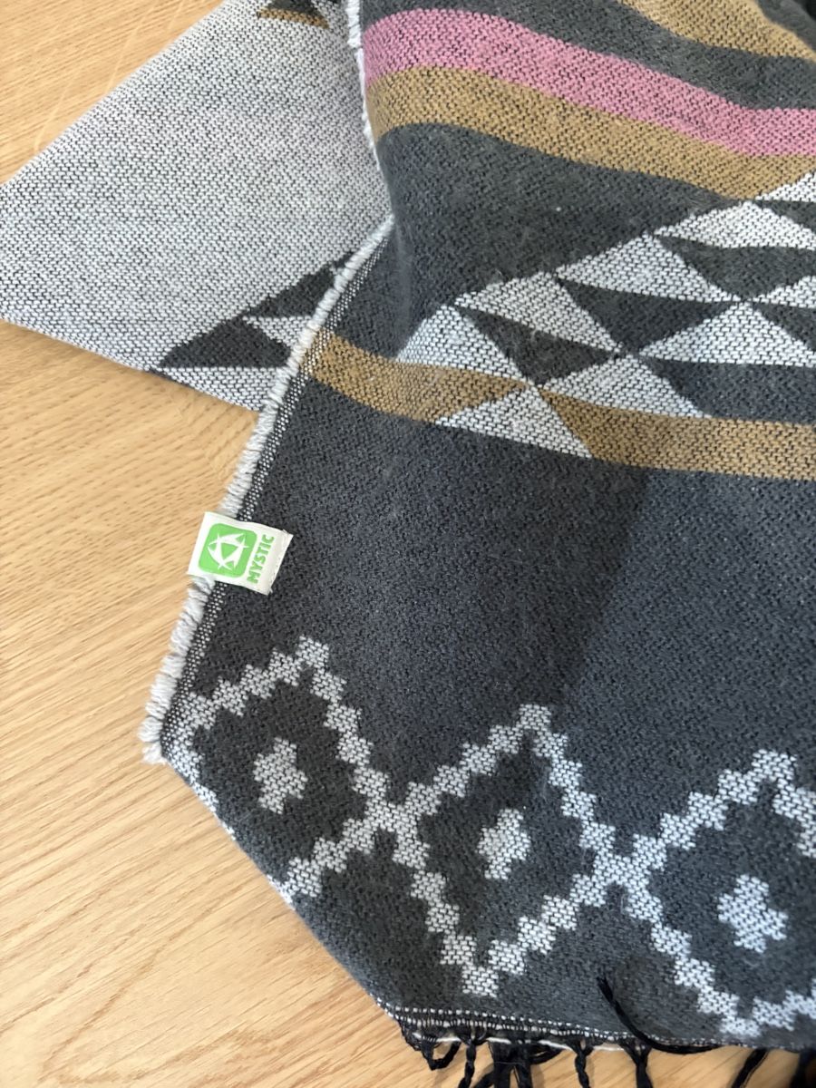 Foulard & Sciarpe: Mystic scarf grey / pink / brown – Usato da Rolle venduto da gos_2xy5 1