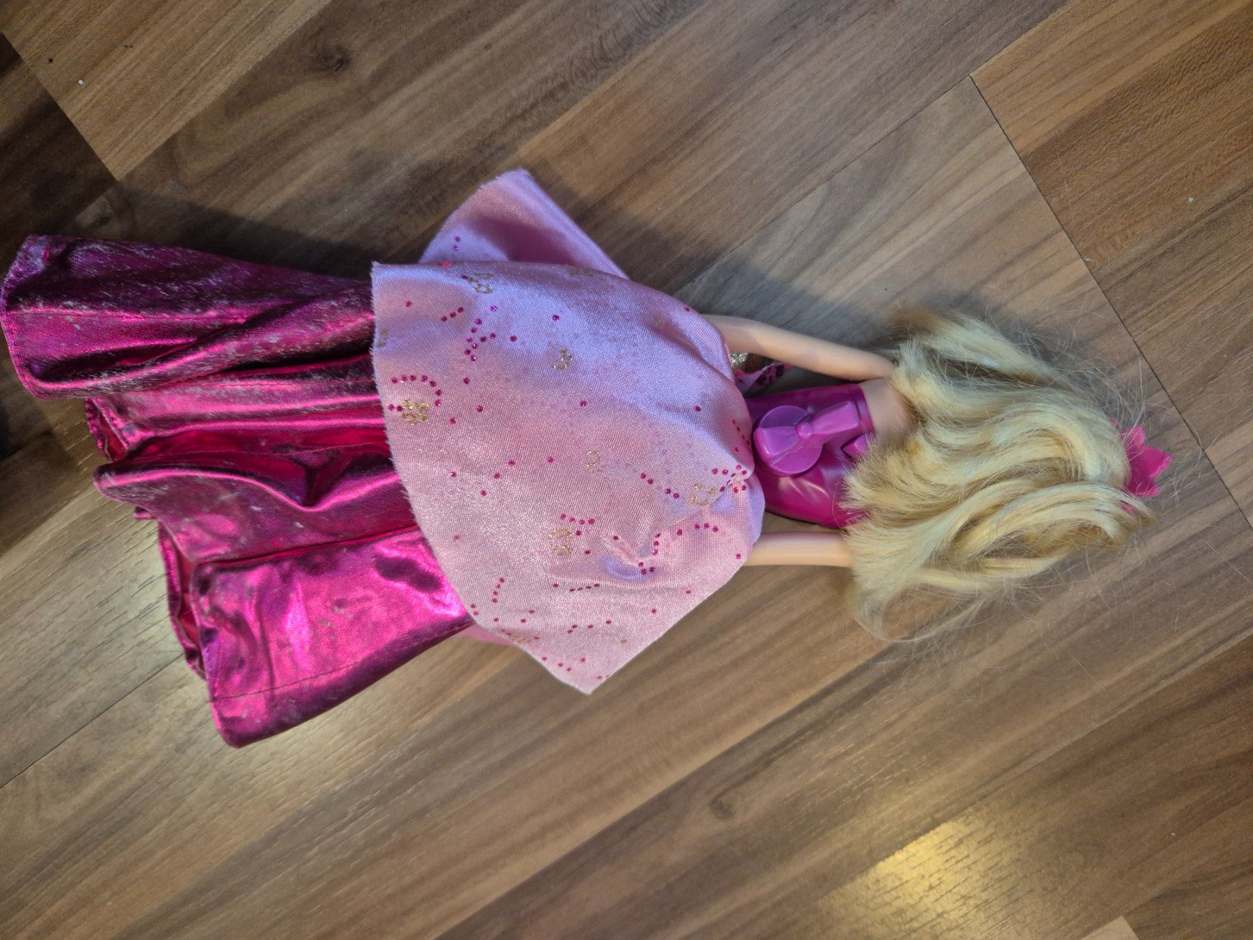 Bambole: Barbie mit Kleid B10 – Usato da Schwarzenburg venduto da flamingo1970 1