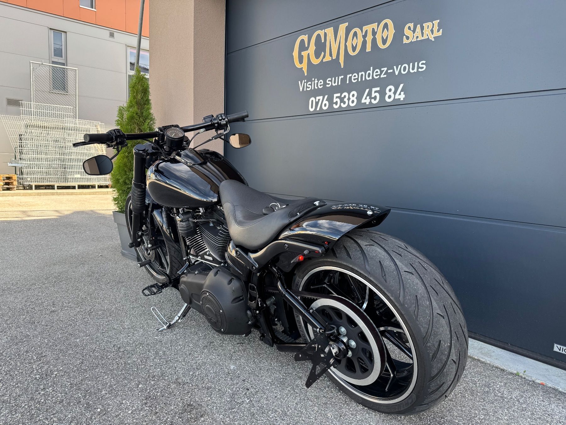 Harley-Davidson Chopper: Harley Davidson Breakout 103 Softail LEASING POSSIBLE – Usato da Echallens venduto da HD90 5