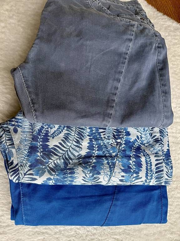 Please Jeans Pantaloni: 1x Blättermotiv Please Hose P78 Gr.M – Usato da Wilen b. Wollerau venduto da chocolady 2