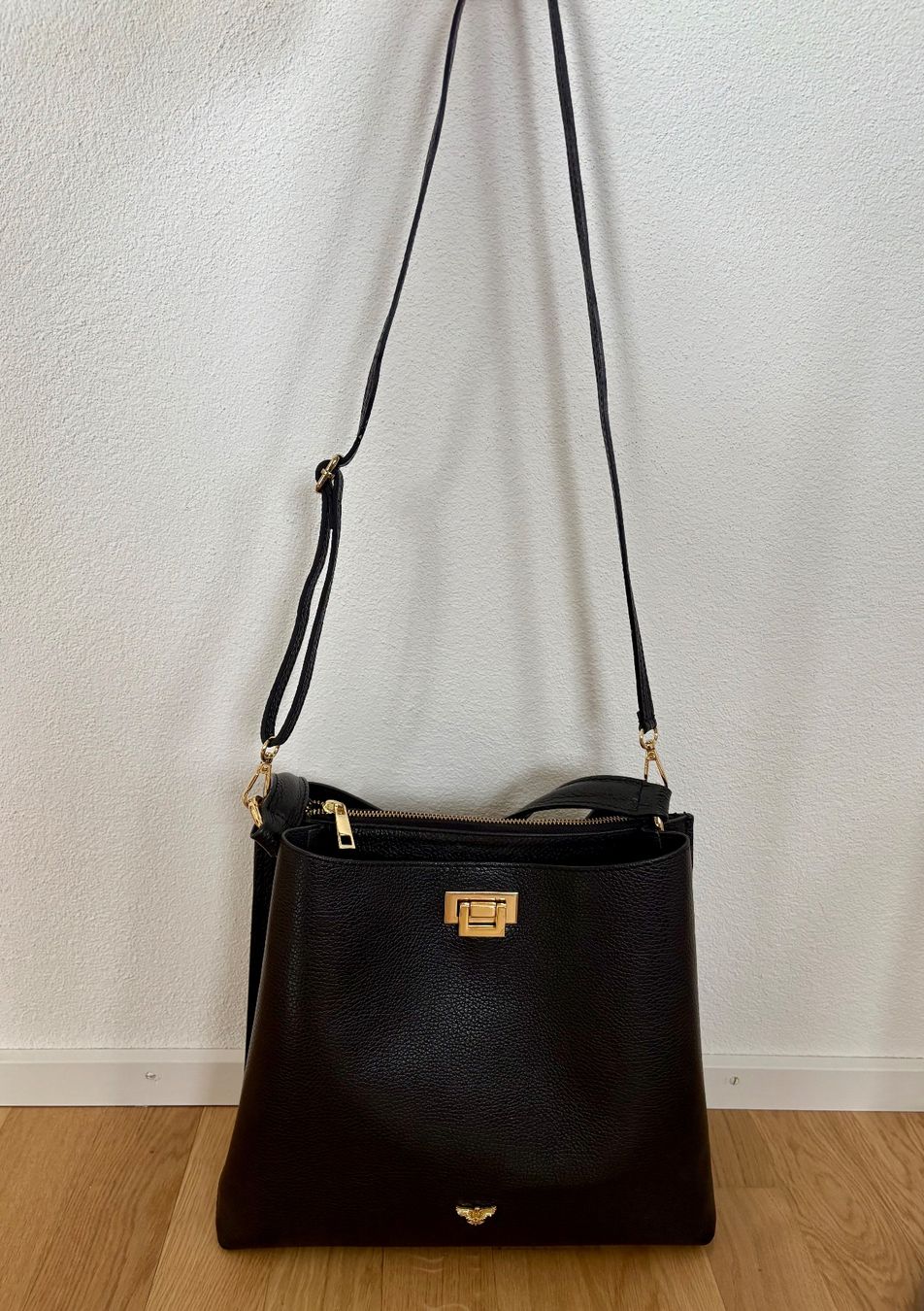 Borse da donna: Schwarze Apatchy London Ledertasche – Usato da Dübendorf venduto da SophieNadine1