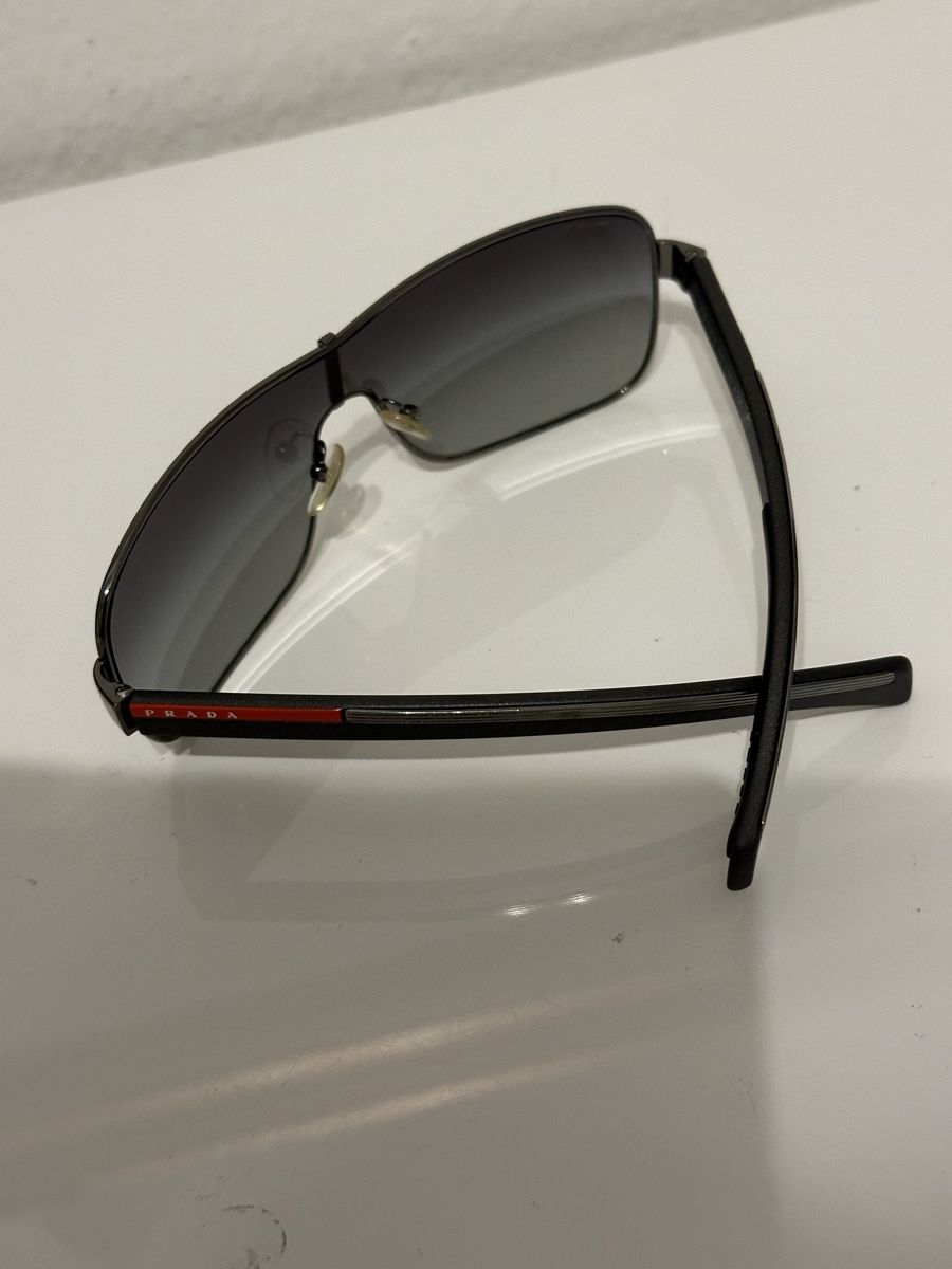 Prada Occhiali & Lenti: Prada Sonnenbrille mit Prada Box – Nuovo (secondo la descrizione) da Basel venduto da Ivana_4 5