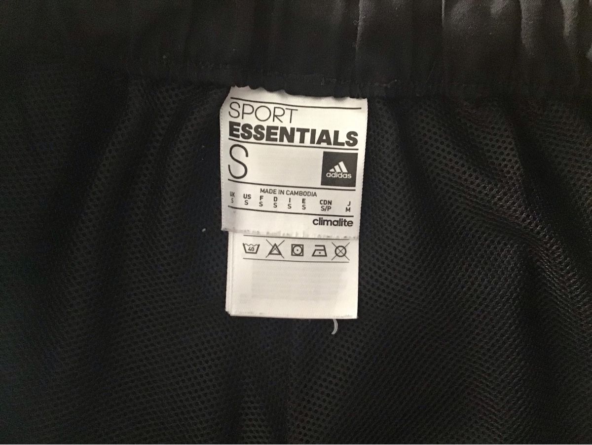 Adidas Hosen: Adidas Sport Shorts S – Gebraucht aus Rütihof von ALAFC 1