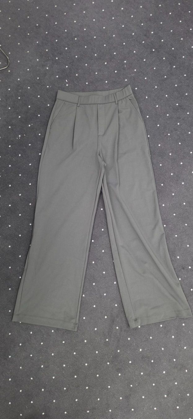 Halara Hosen: Halara Flex DayStretch Arbeitshosen mit hoher Taille – Neu (gemäss Beschreibung) aus Willerzell von Nox4you