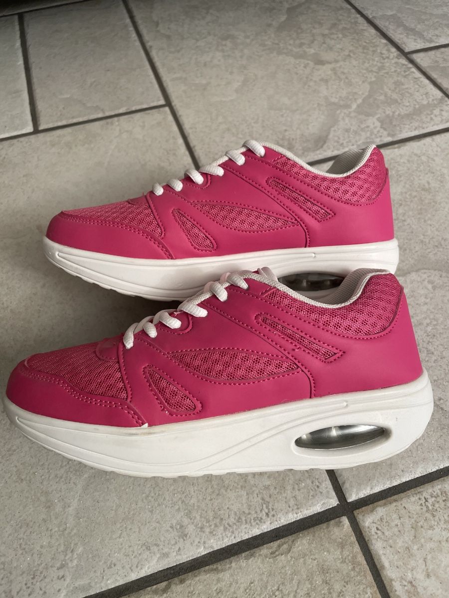 Scarpe da donna: Schuhe Gr.36-37, wie NEUE – Nuovo (secondo la descrizione) da Waltenschwil venduto da lina-04 1