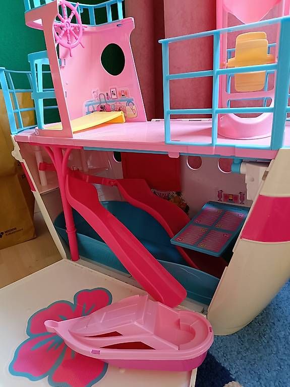 Jouets: Barbie Traumschiff – D'occasion à Mönchaltorf par vernise25 1