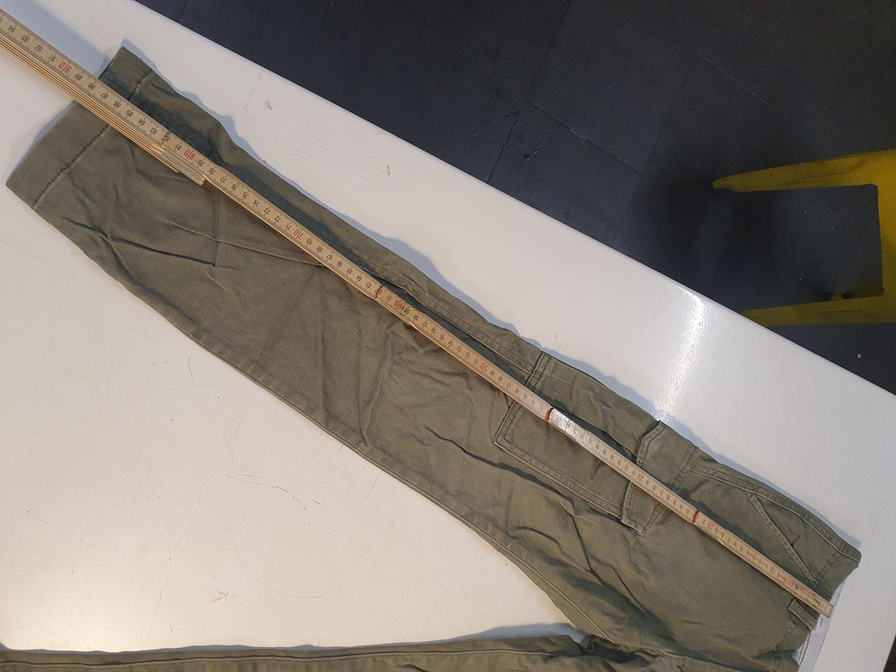 Jack & Jones Jeans: Jack & Jones Jeans Oliv grösse S – D'occasion à Zürich par loosebone 1