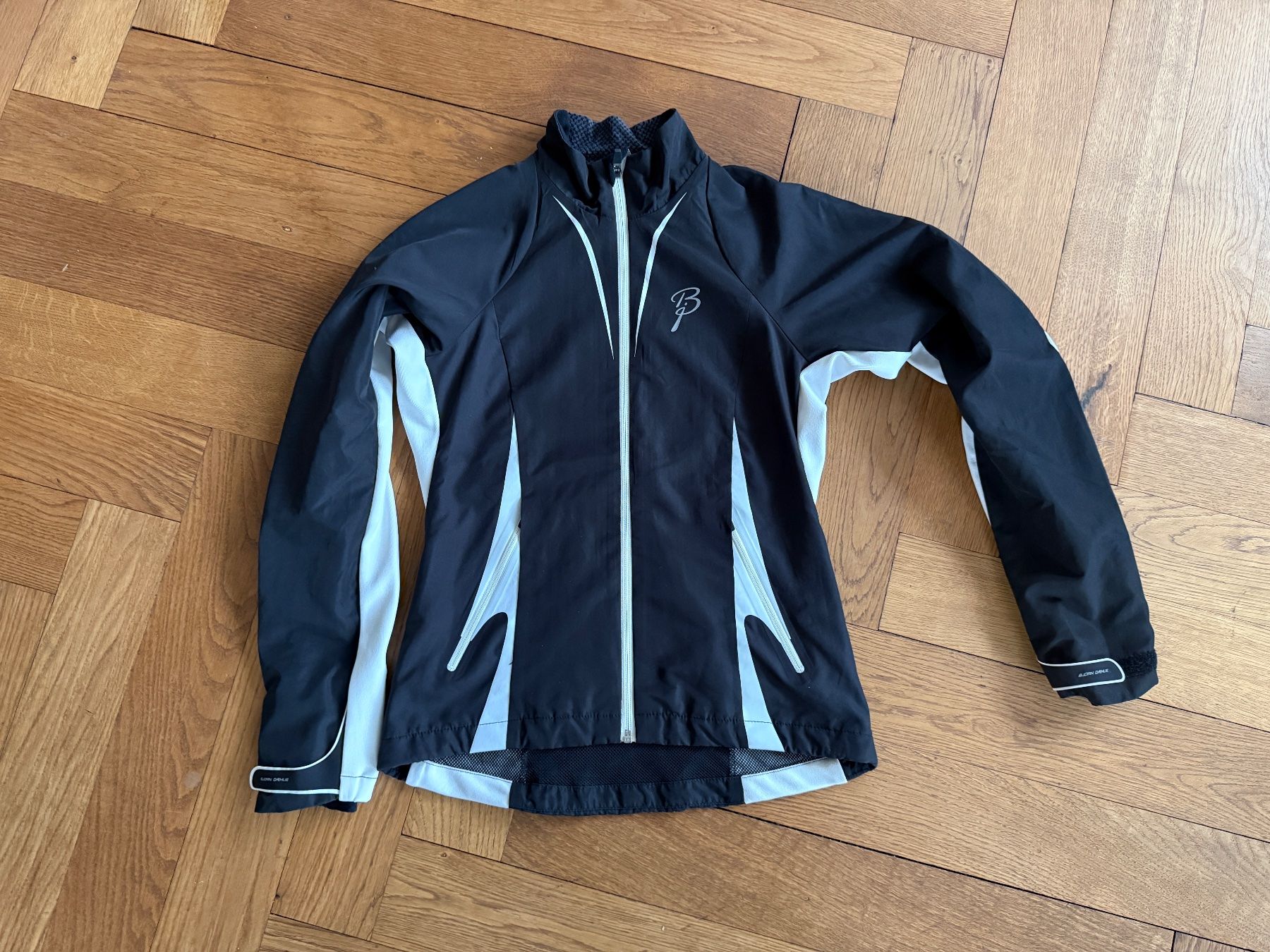 Daehlie Jacken: DAEHLIE  Langlauf Jacke  Gr XS – Gebraucht aus Ennetbaden von mapa05
