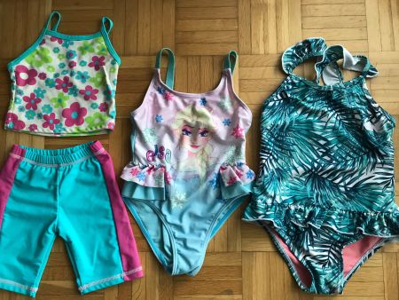 Set Badekleider 4 Teile (Elsa) Grösse 92 - Porto 3.40