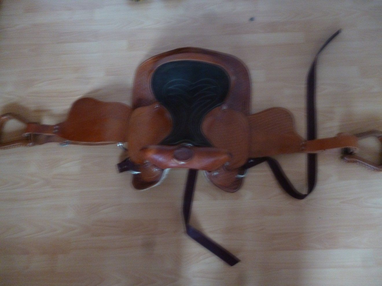 Selle & Accessori: Westernsattel – Nuovo (secondo la descrizione) da Langenthal venduto da Tbraunbaer 2