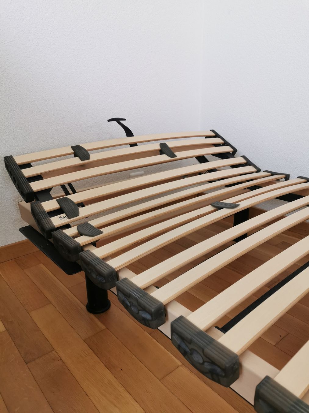 Sommiers: Sanaflex Lattenrost ab CHF 1.00 – D'occasion à Horw par XL1200N