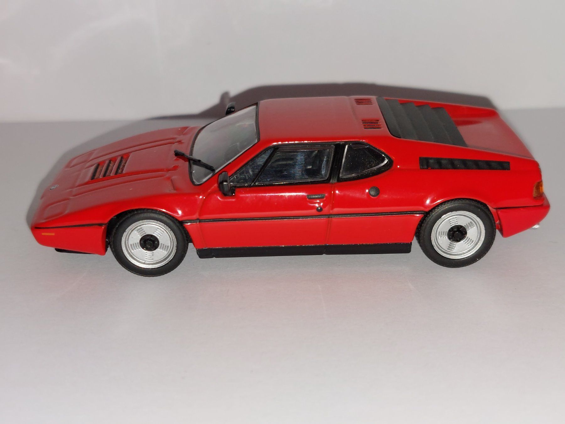 Minichamps Modellini d'auto: BMW M1 1:43 Minichamps – Usato da Diegten venduto da isetta590 2