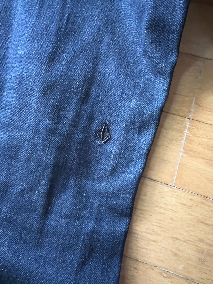 Jeans: Dunkelblaue Volcom-Jeans Gr. 36/S, super Zustand – Gebraucht aus Wohlenschwil von SmokyAnnie 4
